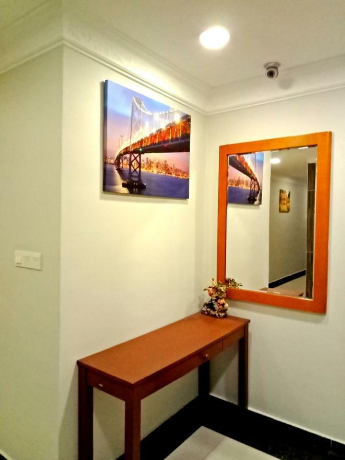 Eazy Hotel At Ampang Batu Empat Exterior photo